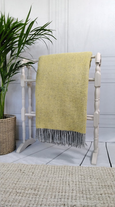 Woolen Twill Throw