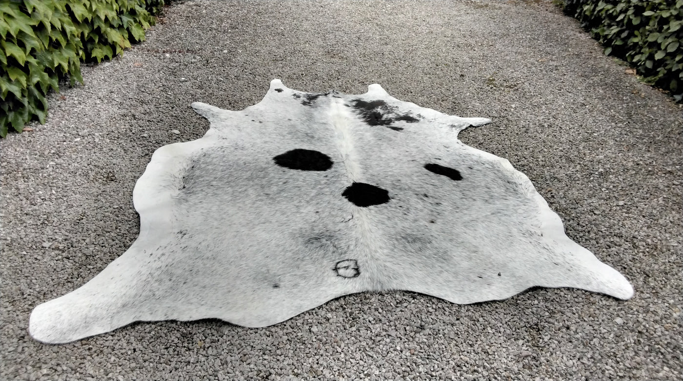 Natural Cowhide Rug/Throw