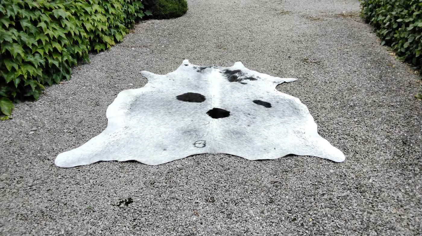 Natural Cowhide Rug/Throw
