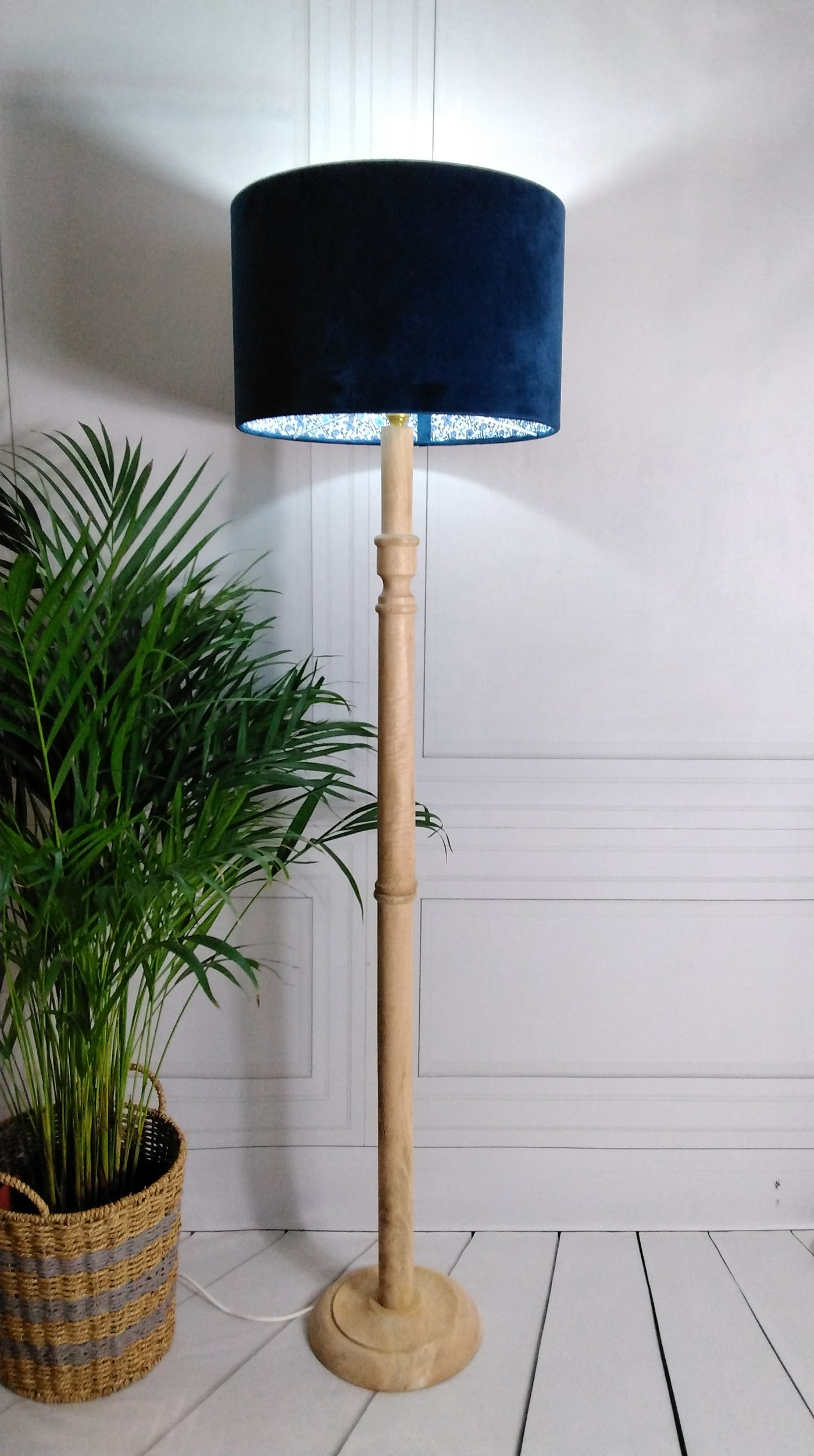 Natural Mangowood Floorlamp